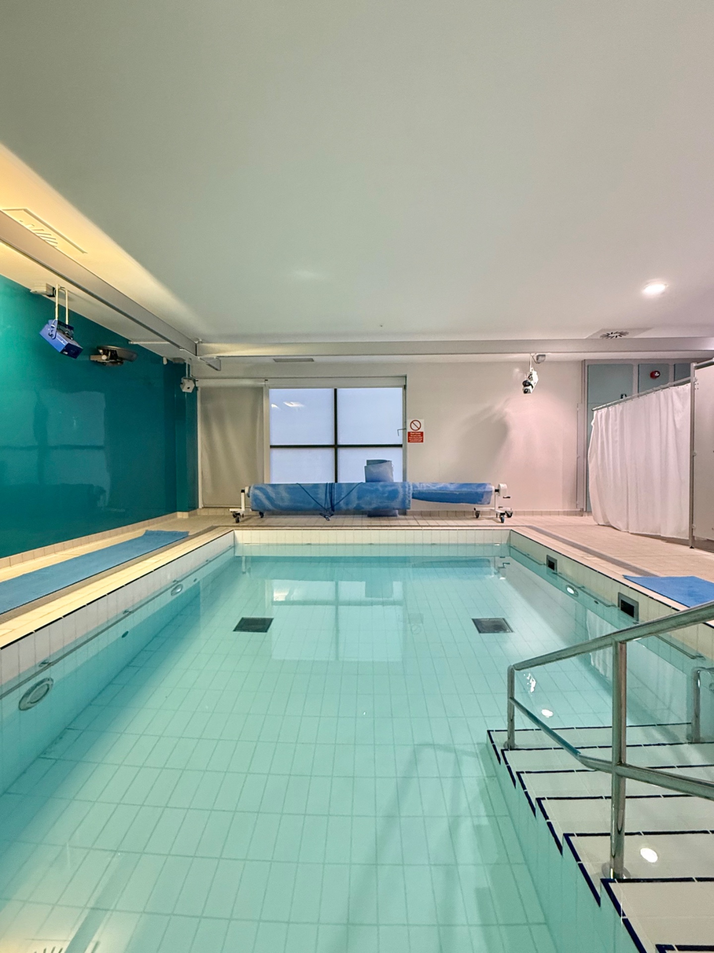 Hounslow — swimming lessons 1